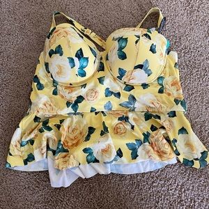 Torrid tankini peplum size 2R (2x)